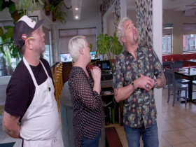 Diners Drive-Ins and Dives S49E11 480p x264-mSD EZTV