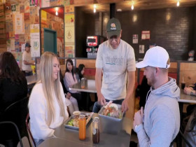 Diners Drive-Ins and Dives S49E12 480p x264-mSD EZTV