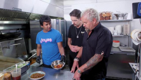 Diners Drive-Ins and Dives S50E03 XviD-AFG EZTV