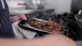 Diners Drive-Ins and Dives S50E07 1080p WEB h264-FREQUENCY EZTV