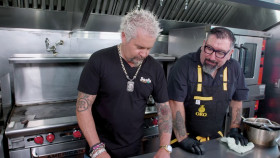 Diners Drive-Ins and Dives S50E09 1080p HEVC x265-MeGusta EZTV