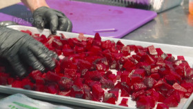 Dinner Impossible S10E05 A Viking Feast 720p WEBRip x264-KOMPOST EZTV