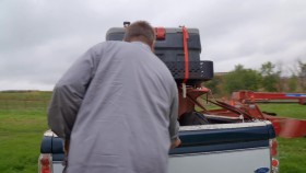 Dino Hunters S01E03 Curse Of The Carnivore 1080p WEB h264-B2B EZTV