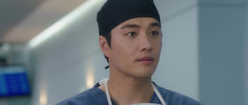 Doctor Cha S01E10 KOREAN WEBRip x264-LAMA EZTV
