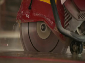 Dont Hate Your House with the Property Brothers S01E03 480p x264-mSD EZTV