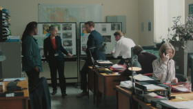 Ellis S01E03 iNTERNAL 1080p WEB H264-DiMEPiECE EZTV