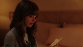 Emily in Paris S04E01 1080p HEVC x265-MeGusta EZTV