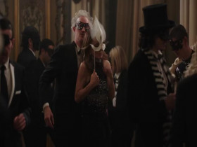 Emily in Paris S04E03 480p x264-mSD EZTV