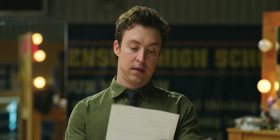 English Teacher S01E02 720p x265-TiPEX EZTV