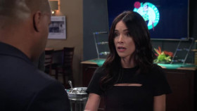 Extended Family S01E01 XviD-AFG EZTV