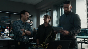 FBI S07E03 Detente 720p AMZN WEB-DL DDP5 1 H 264-FLUX EZTV