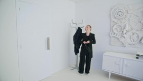 Find Me in Paris S03E01 1080p WEB H264-BTX EZTV