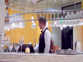 First Dates S15E10 480p x264-mSD EZTV