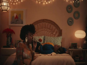 Flatbush Misdemeanors S02E06 480p x264-mSD EZTV