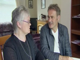 Flog It S15E56 480p x264-mSD EZTV