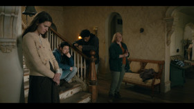 From S03E10 1080p x265-ELiTE EZTV