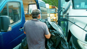 Full Metal Junkies S01E01 Top Prank of the Summer 720p WEB h264-B2B EZTV