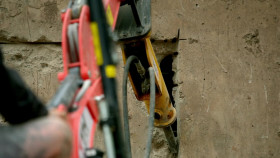 George Clarkes Amazing Spaces S12E05 1080p WEB H264-CBFM EZTV