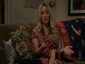 Georgie and Mandys First Marriage S01E04 Todds Mom 480p x264-mSD EZTV