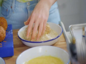 Girl Meets Farm S14E12 480p x264-mSD EZTV