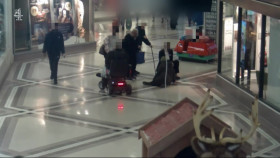 Gogglebox S22E11 1080p HDTV H264-DARKFLiX EZTV