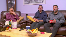 Gogglebox S24E05 720p ALL4 WEB-DL AAC2 0 H 264-RAWR EZTV