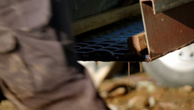 Gold Rush Winters Fortune S01E04 Gold Moves 720p HEVC x265-MeGusta EZTV