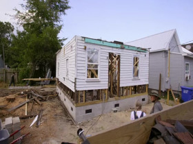 Good Bones S09E02 480p x264-mSD EZTV