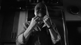 Good Eats S15E00 House That Dripped Chocolate 1080p WEB h264-KOMPOST EZTV