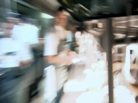 Gordon Ramsays Ultimate Cookery Course S01E02 480p x264-mSD EZTV
