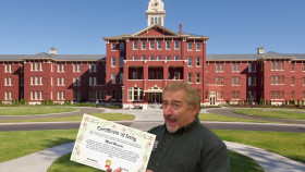 Graveyard Carz S18E07 1080p HEVC x265-MeGusta EZTV