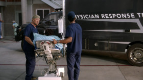 Greys Anatomy S18E03 720p WEB H264-DEXTEROUS EZTV
