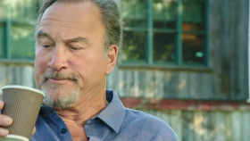 Growing Belushi S02E02 Edible Arrangements XviD-AFG EZTV