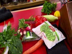 Guys Grocery Games S20E06 Five-Dollar Dishes 480p x264-mSD EZTV