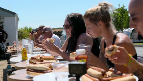 Happy Campers The Caravan Park S03E03 1080p HEVC x265-MeGusta EZTV