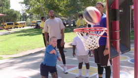 Harlem Globetrotters Play It Forward S02E25 720p WEB h264-DiRT EZTV