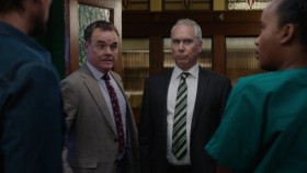 Harrow S03E03 1080p WEB H264-CAKES EZTV