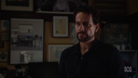 Harrow S03E07 1080p HEVC x265-MeGusta EZTV