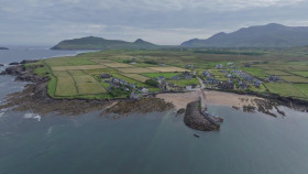 Heated S02E02 1080p WEB H264-CBFM EZTV