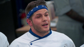 Hells Kitchen US S23E03 Shucking Hell 720p AMZN WEB-DL DDP5 1 H 264-FLUX EZTV