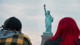 Hells Kitchen US S23E09 Lonely in the Kitchen 720p HEVC x265-MeGusta EZTV