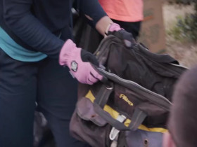 Hoarders S16E04 480p x264-mSD EZTV