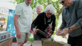 Hoarders S16E05 XviD-AFG EZTV