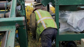 Hoffman Family Gold S01E06 Ice Cold Gold 720p WEB H264-KOMPOST EZTV