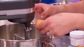 Holiday Baking Championship S11E05 720p HEVC x265-MeGusta EZTV