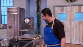 Holiday Baking Championship S11E06 1080p WEB h264-FREQUENCY EZTV