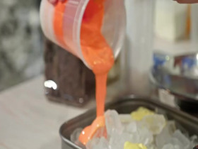 Holiday Wars S04E02 480p x264-mSD EZTV