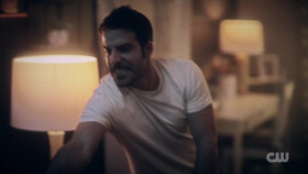 Hostage Rescue S01E01 720p WEB H264-SKYFiRE EZTV