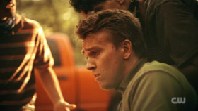 Hostage Rescue S01E04 720p WEB H264-SKYFiRE EZTV