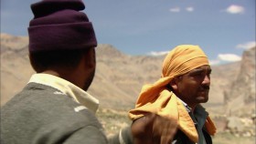 Hot Roads S01E01 The Manali Leh Highway Indias Road To The Himalayas DOCU 720p WEB h264-HONOR EZTV